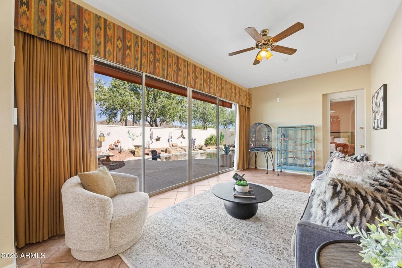 14-web-or-mls-17607-w-eagle-dr