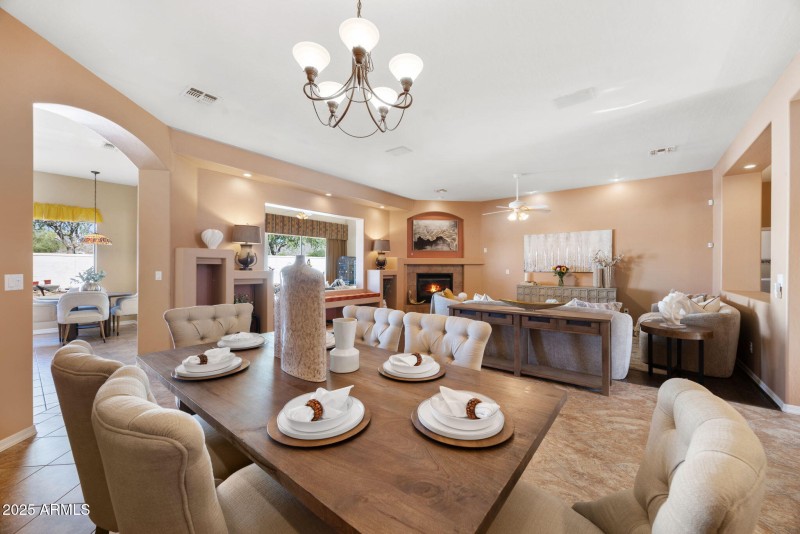 16-web-or-mls-17607-w-eagle-dr