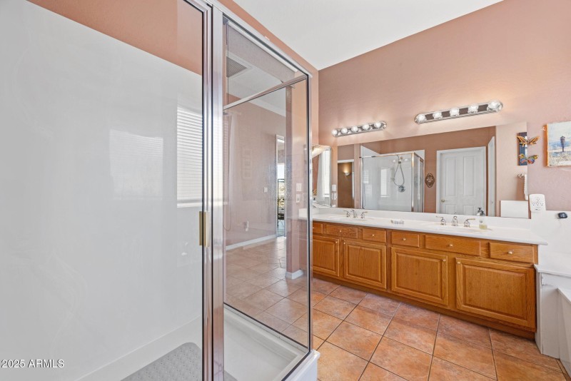 29-web-or-mls-17607-w-eagle-dr