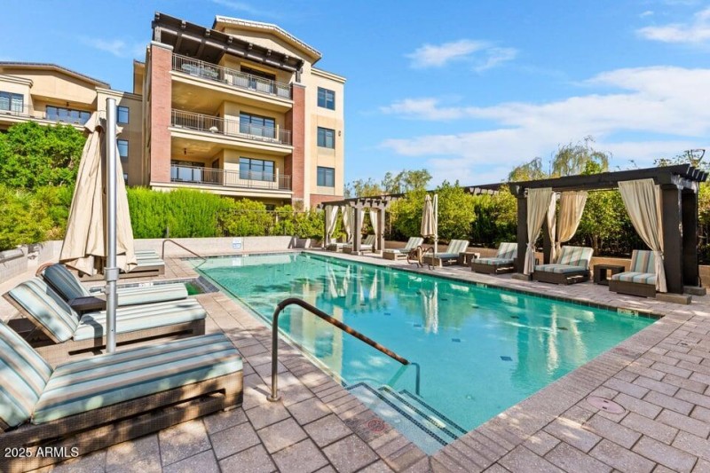 Enclave Unit 2008-40