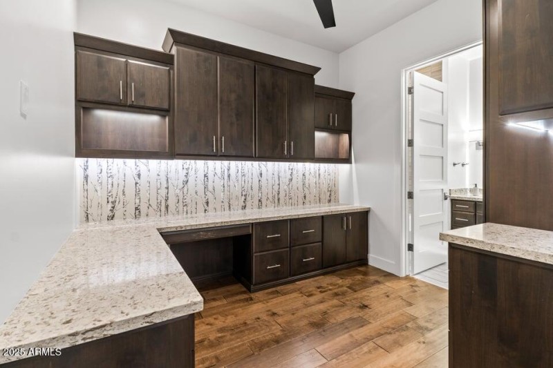 Enclave Unit 2008-10