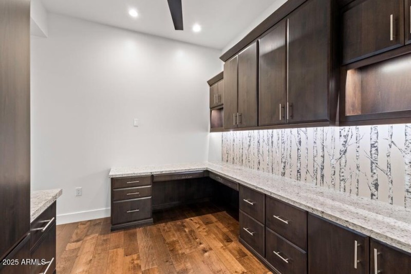 Enclave Unit 2008-14