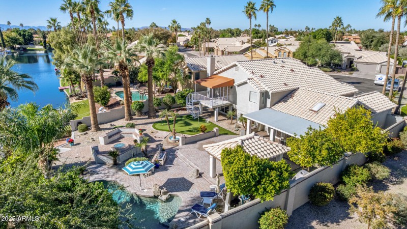 102 - Grand Caymen Drone