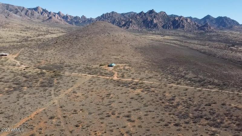 2025-12-06-11-57-45-946