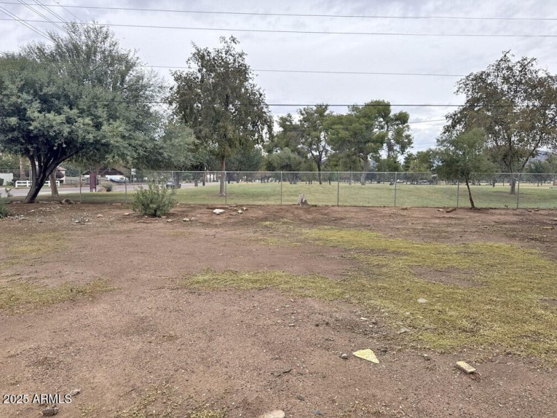 B876724F-C5EC-4EF8-9D8C-A886A72EE4F7_1_1