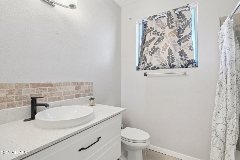 14-web-or-mls-N 42nd Ave-S0612-014