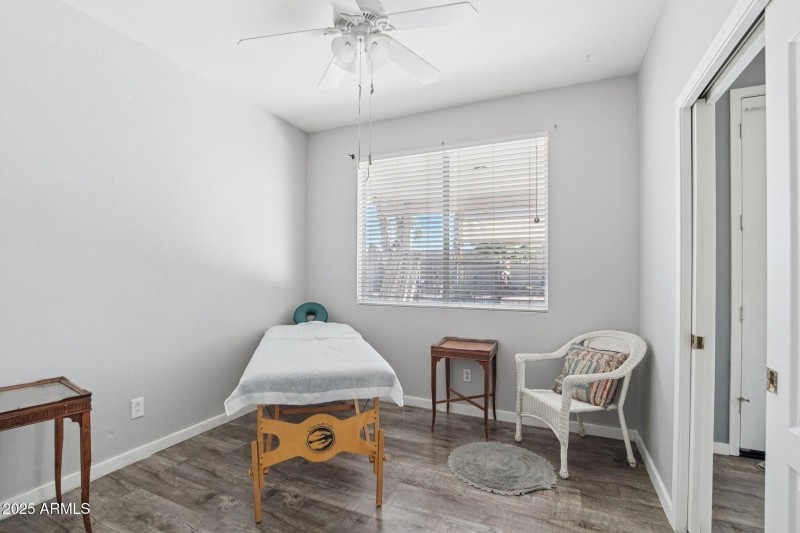 15-web-or-mls-N 42nd Ave-S0612-015