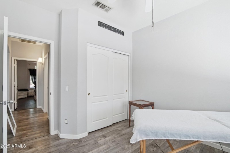 16-web-or-mls-N 42nd Ave-S0612-016