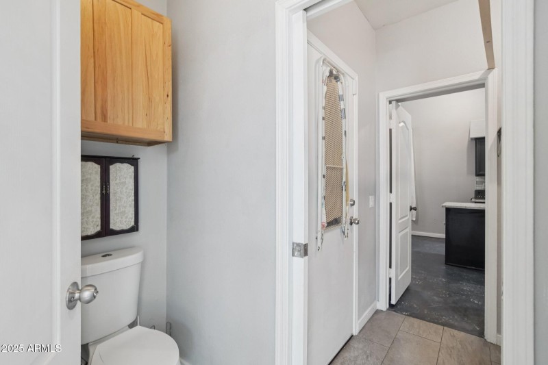 19-web-or-mls-N 42nd Ave-S0612-019