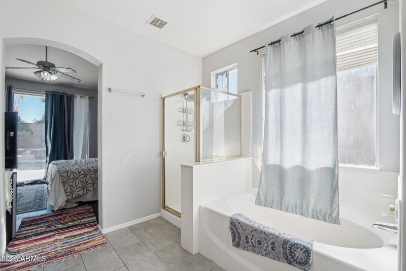 24-web-or-mls-N 42nd Ave-S0612-024