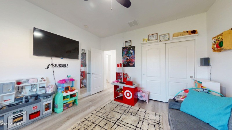 269-S-165th-Dr-12052025_080147