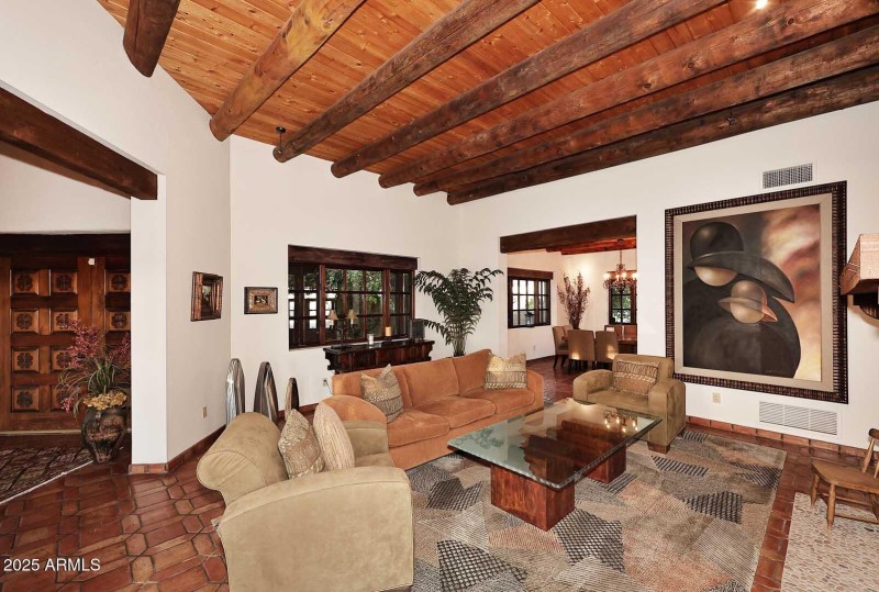 Living-Dining Room (3)