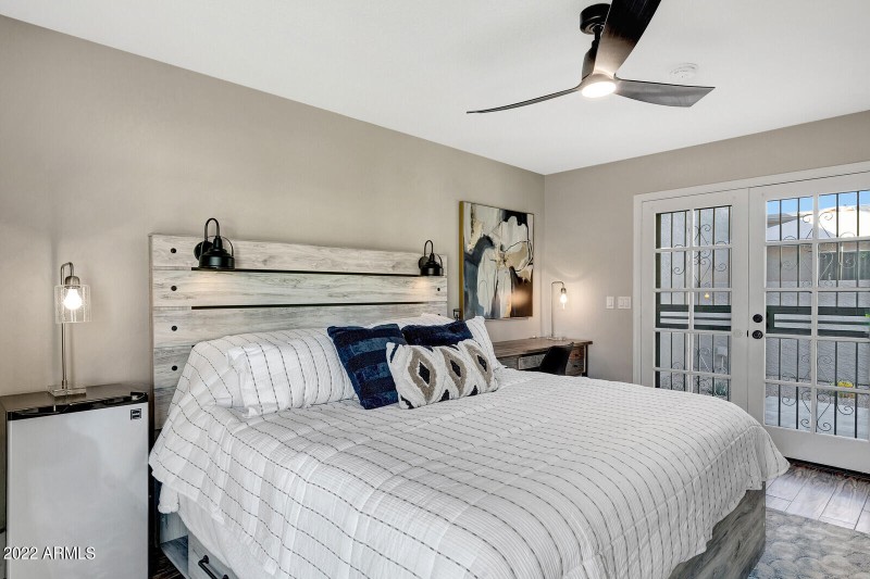 33_10559_N_104th_Place__33_mls