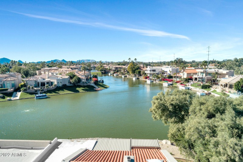 52_10559_N_104th_Place__52_mls