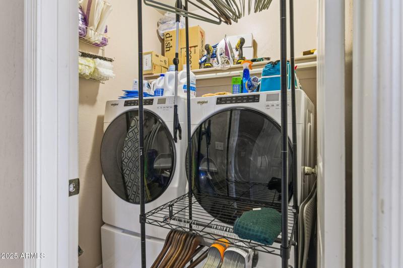 14-web-or-mls-8735 W Pineveta Dr-14