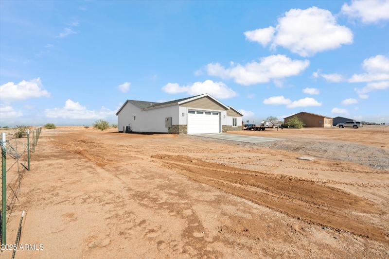 Front Angle: Color 1