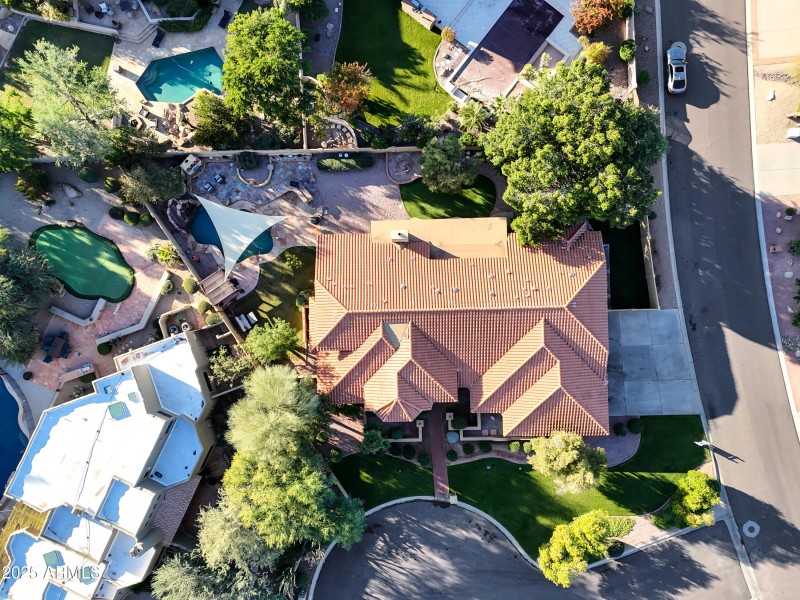 DJI_20251206153900_0061_D