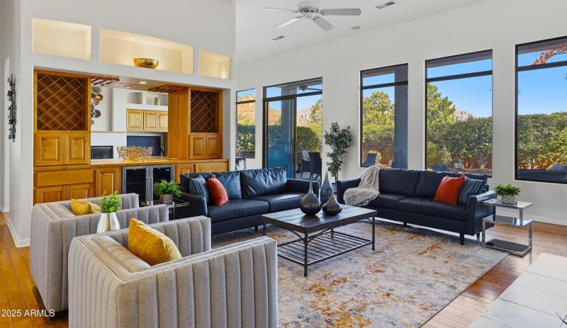 Wall of Windows with VIEWS