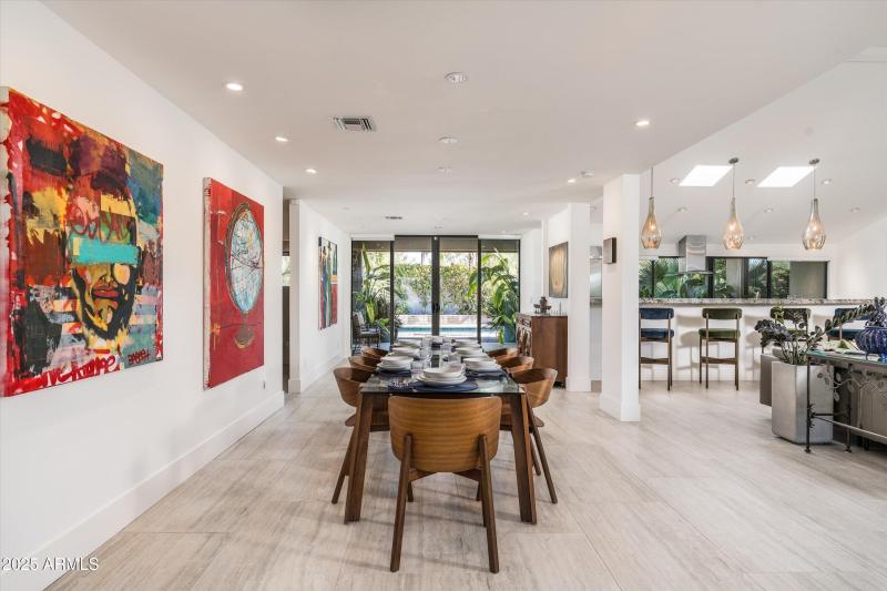 dining looking to backyard