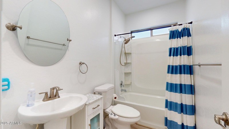 269-S-165th-Dr-12052025_080042