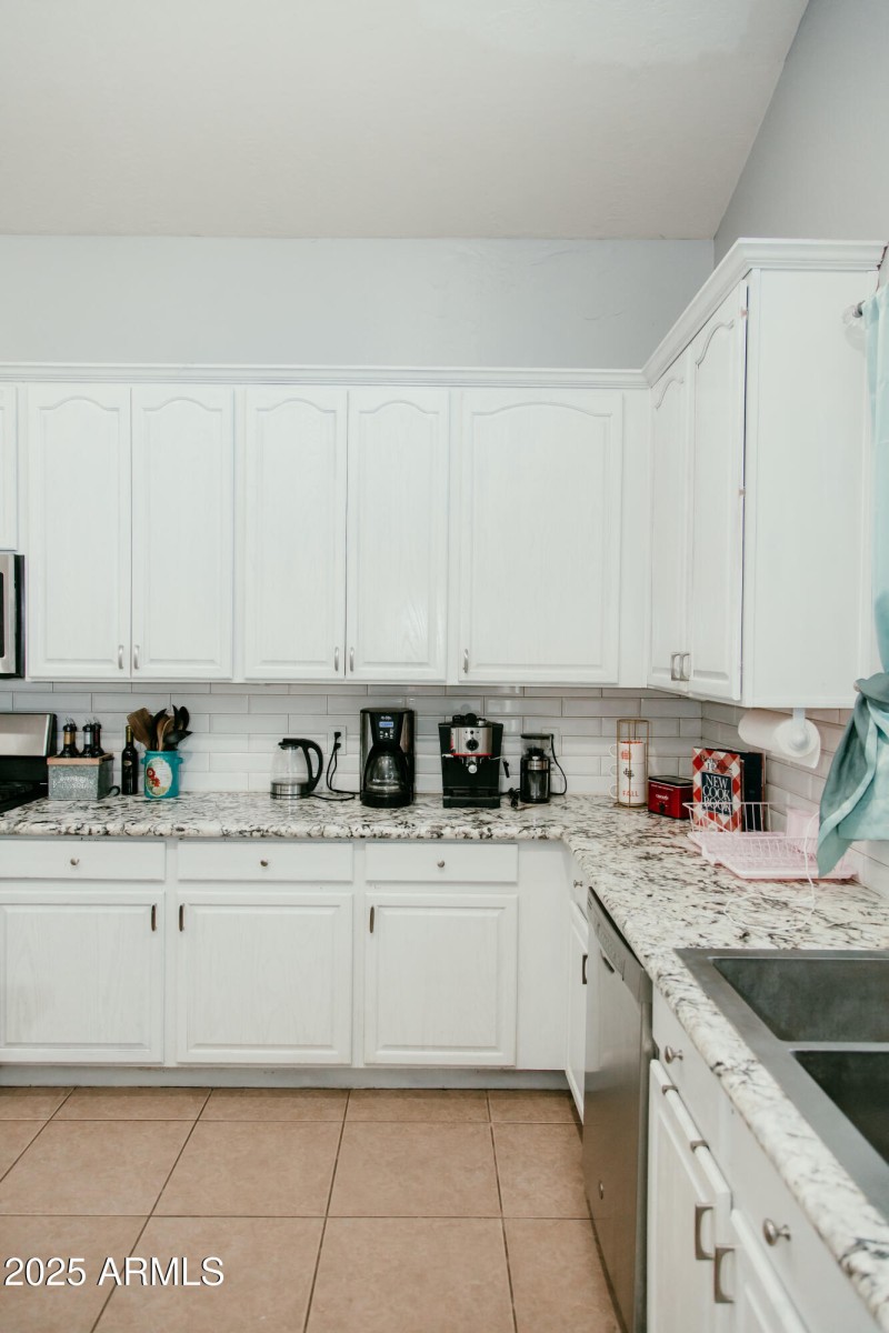 Plenty of Kitchen Storage