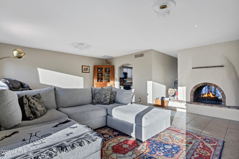 1291 S Red Rock Ct-13