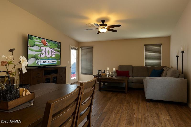 FF52673E-1AE6-49B4-8E5A-98D716B5F3EE