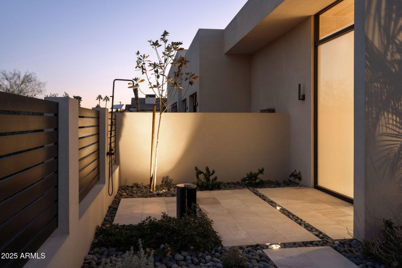 Outdoor Shower off Primary