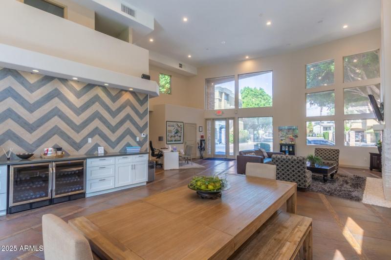 phoenix-biltmore-condo-community-clubhou