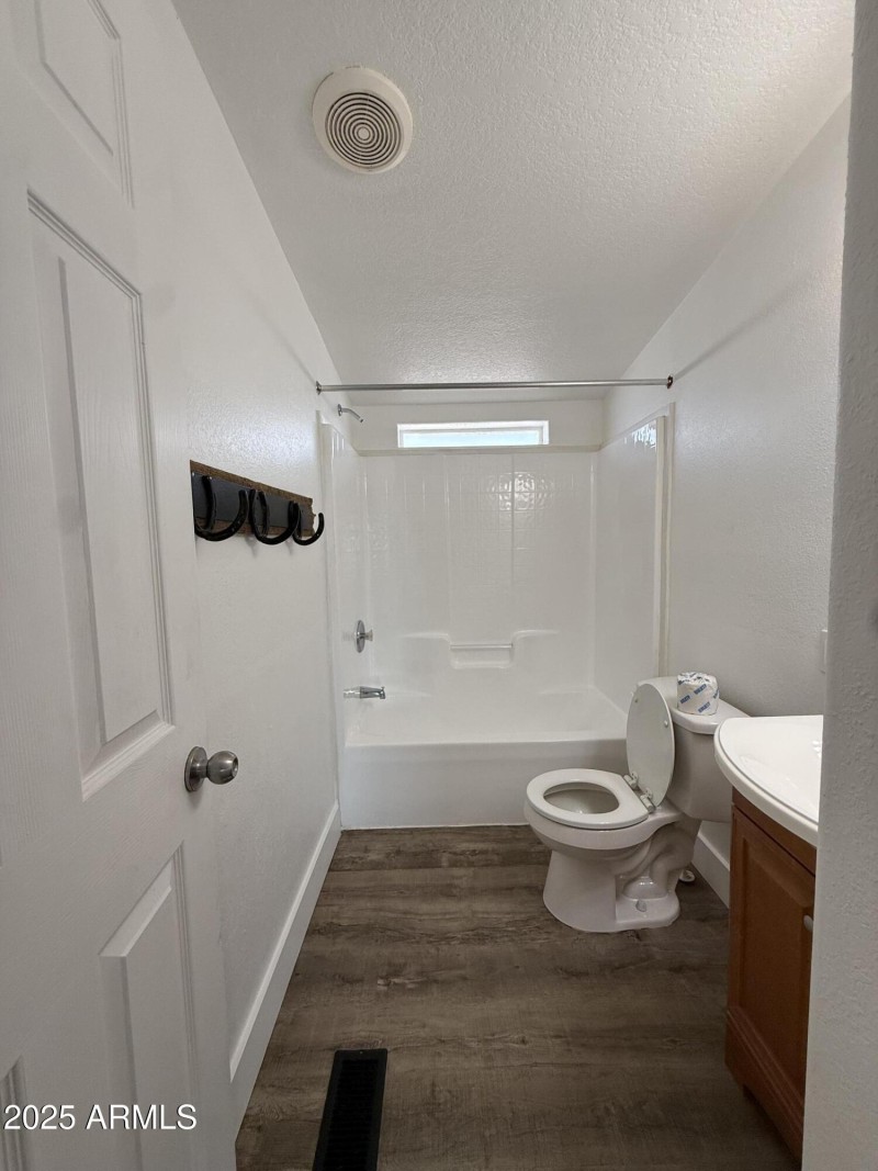 Photo Nov 12 2025, 1 27 18 PM