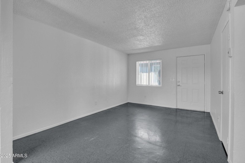 19-custom-2234 W Hazelwood St-19