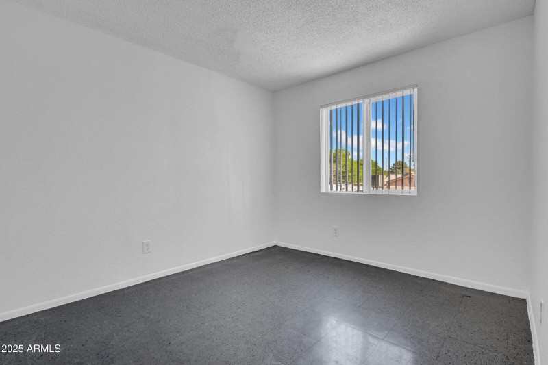 22-custom-2234 W Hazelwood St-22