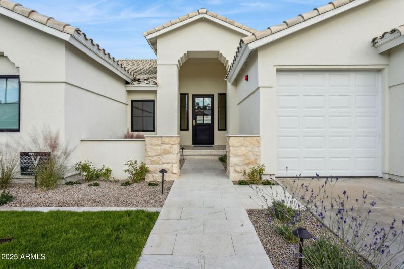 4-web-or-mls-8916-e-camino-del-santo