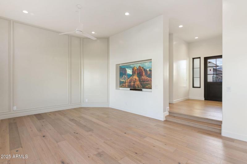 7-web-or-mls-8916-e-camino-del-santo