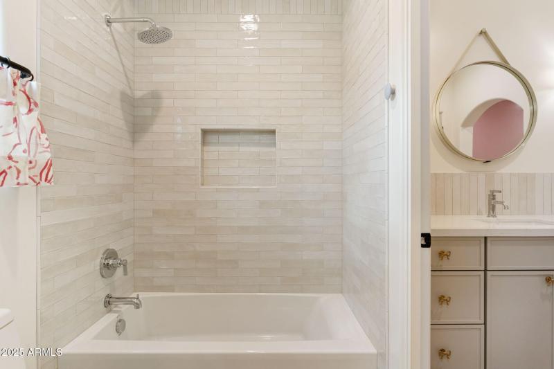 34-web-or-mls-8916-e-camino-del-santo