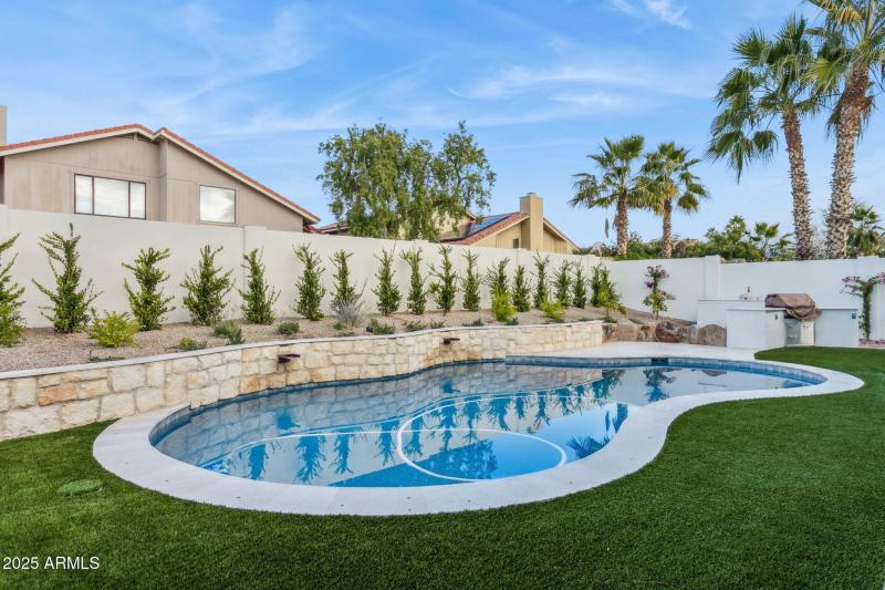 42-web-or-mls-8916-e-camino-del-santo