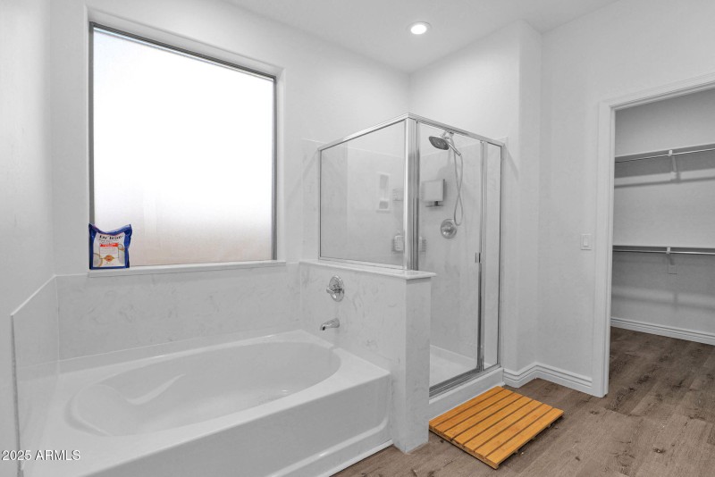 5-web-or-mls-P1372079