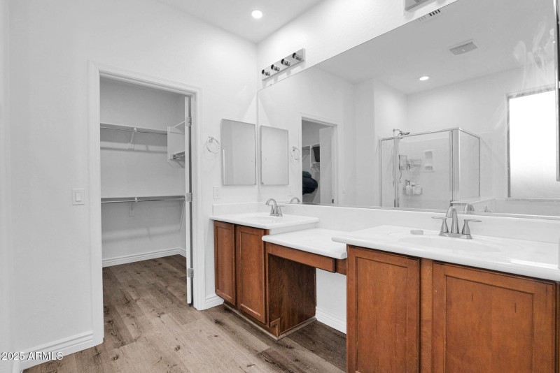 6-web-or-mls-P1372080