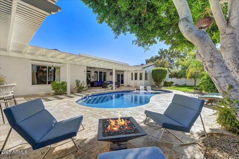 Natural Gas Fireplace