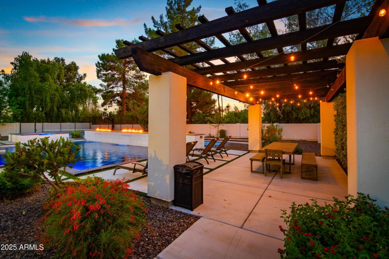 Pergola with outdoor dining/seating