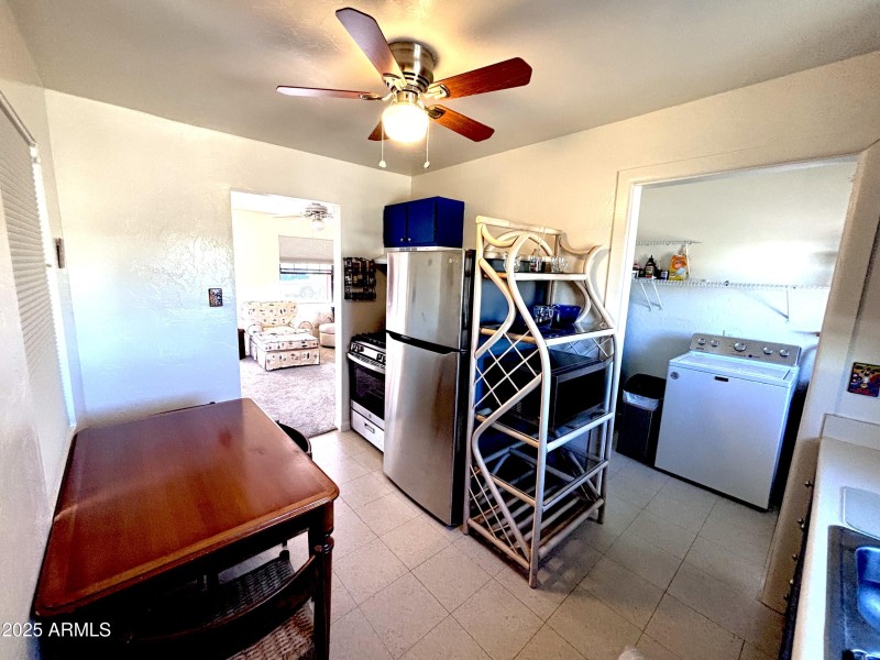 420 W Arroyo Kitchen