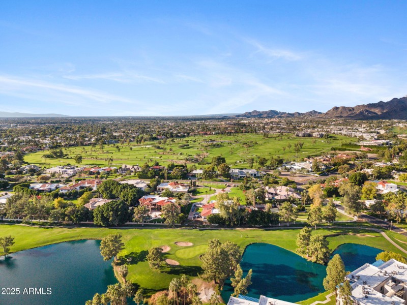 46-web-or-mls-5104-n-32nd-st (1)