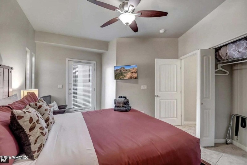 20251001002606865281000000-o