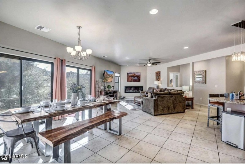 20251001002633368746000000-o