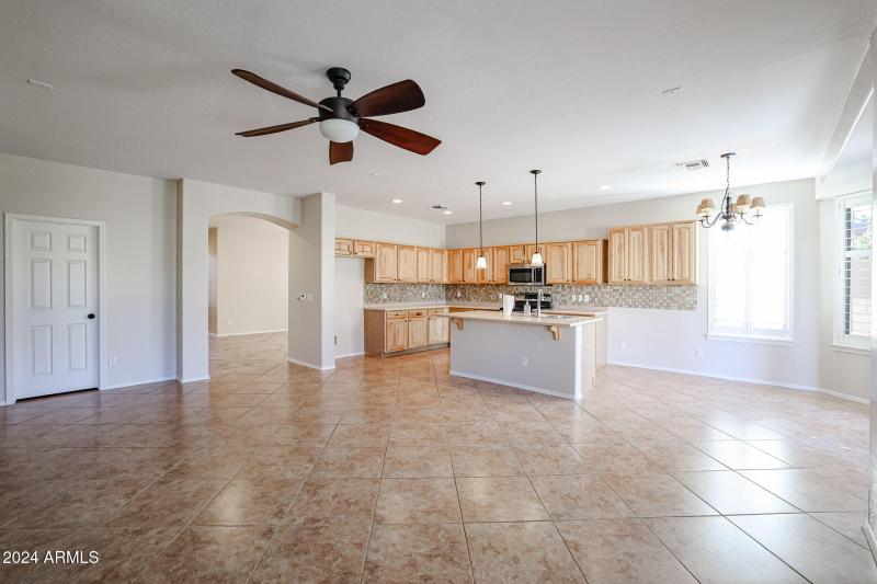 Large eat in kitchen