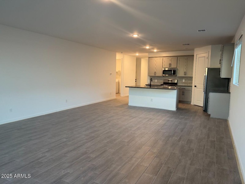 0011_ Great Room & Kitchen