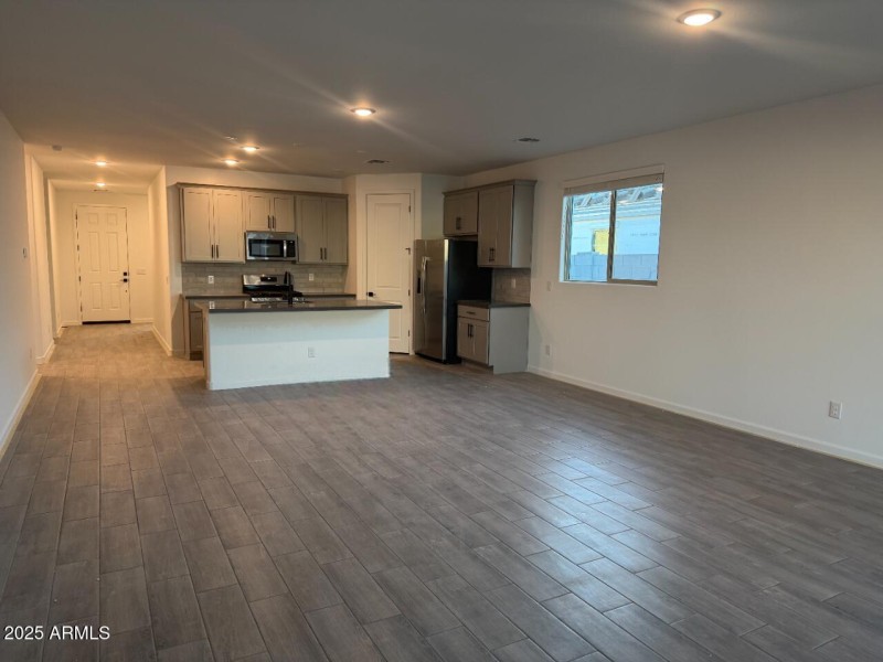 0012_ Great Room & Kitchen