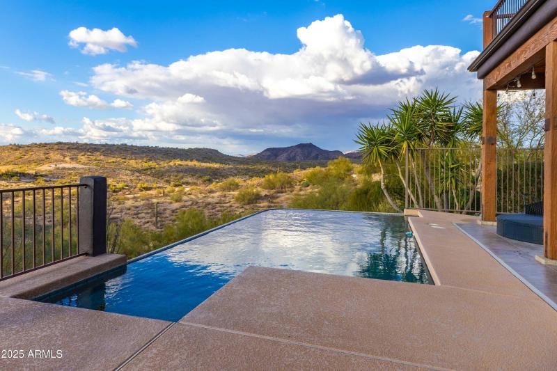 32_14426 N Vista Del Oro | Luxury Real E