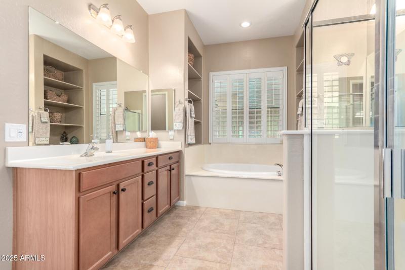 Primary En Suite Bath