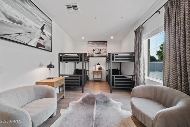 Bed 3 with en-suite bath